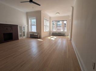 5707 N Campbell Ave APT 2, Chicago, IL 60659