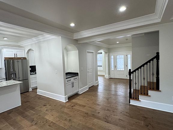 5th image of 820 Wyatt Ct