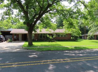 703 10th St NW, Springhill, LA 71075