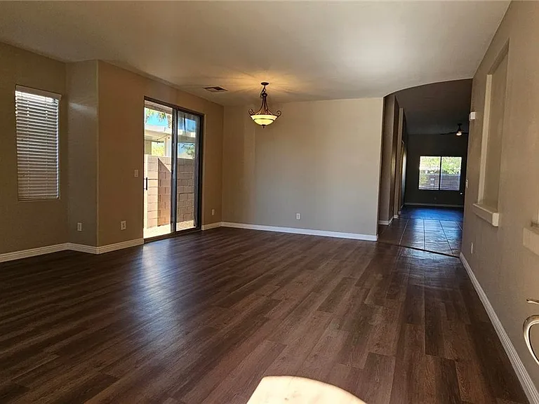 8045 Glacier Falls St — Photo 2