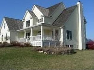 8308 Heather Rdg, Spring Grove, IL 60081