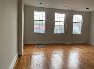 3420 R St NW APT 2, Washington, DC 20007