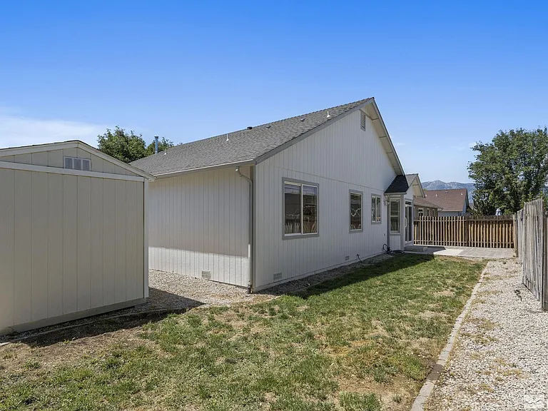 1370 Chichester Dr — Photo 24