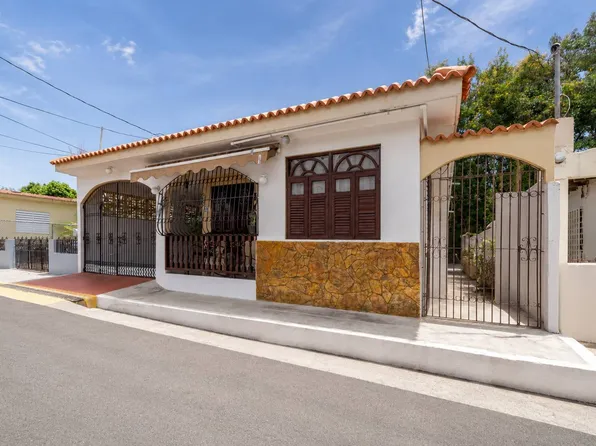39 Calle Buenos Aires, Coamo, PR 00769