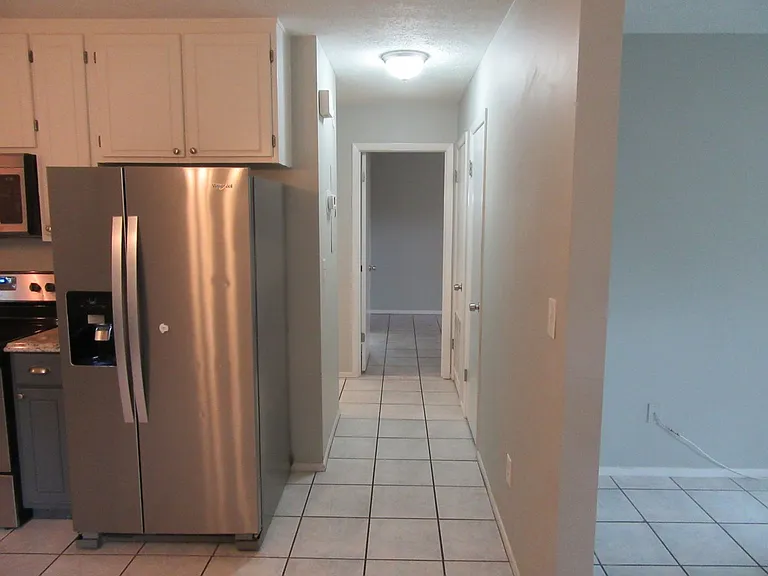 1113 Arthur Ave — Photo 11