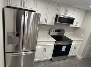 165 Cottage St APT 510, Chelsea, MA 02150