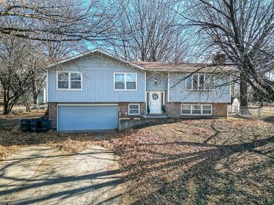 2404 Brush Creek Dr, Lawrence, KS, 66047