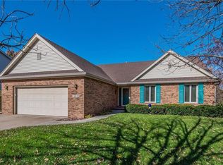 12833 Walnut Ridge Dr, Clive, IA 50325