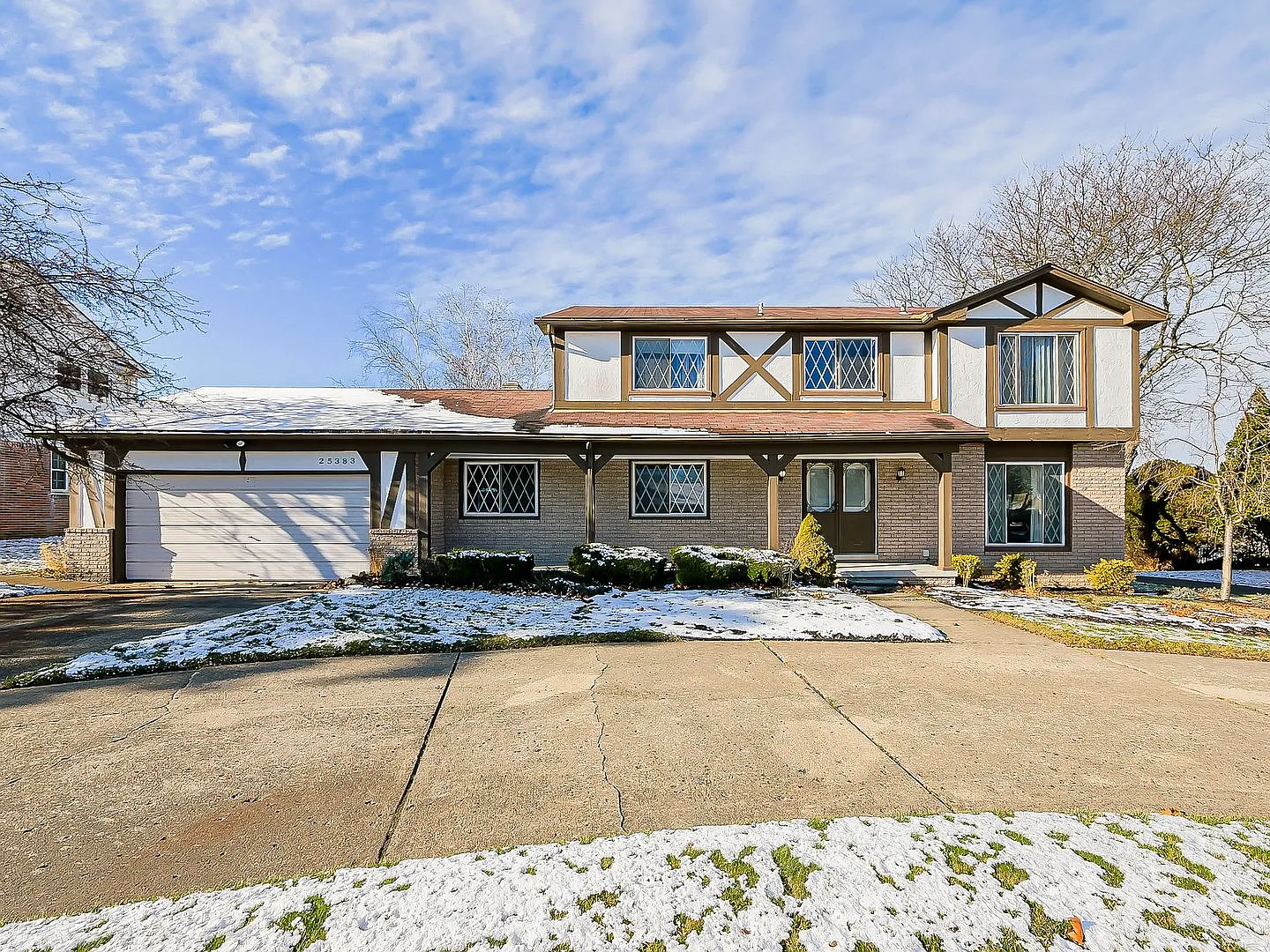 25383 Liberty Ln photo 1