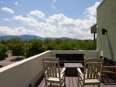 The Gordon Loft: 3204