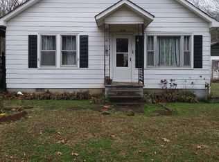 134 Post Oak Ave, Camden, TN 38320