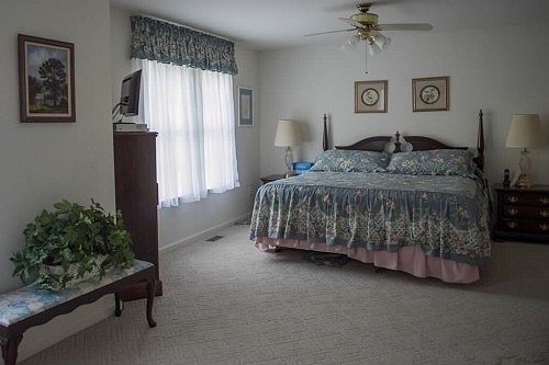 5th image of 558 Eason Dr