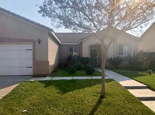 2825 Gloria Ave, Sanger, CA