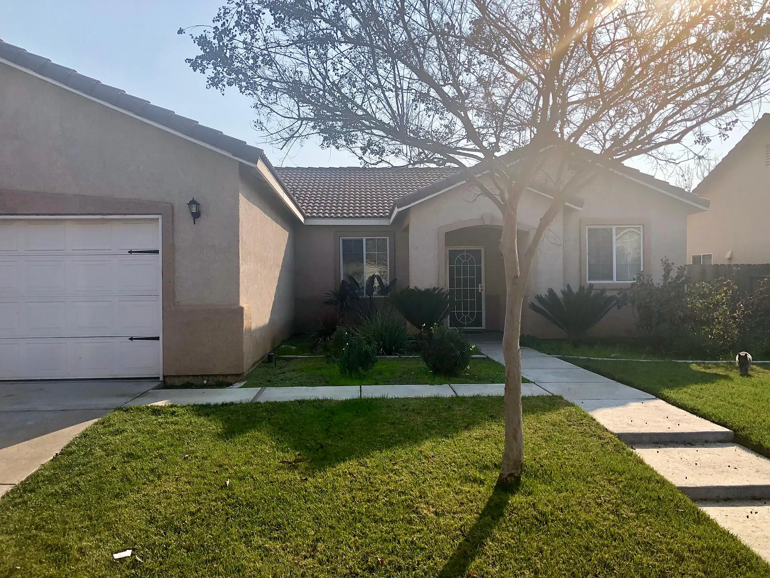 2825 Gloria Ave photo 1