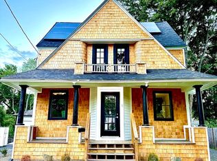 6 Wheelock St, Oxford, MA 01540