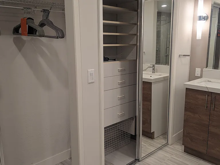 564 Sand Hill Cir — Photo 27