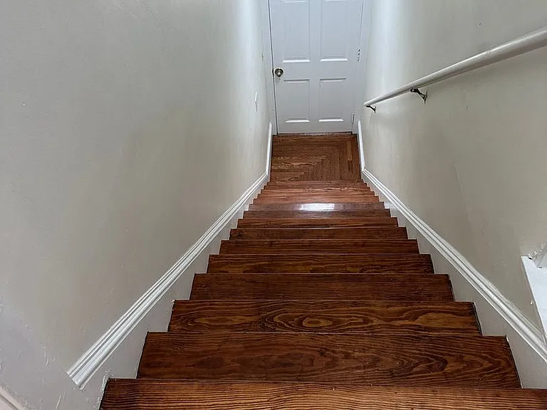 1722 W Market St — Photo 11