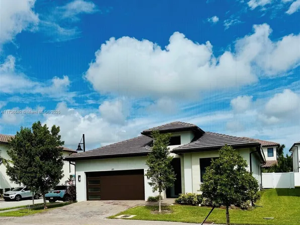 8195 NW 45th St, Doral, FL 33166
