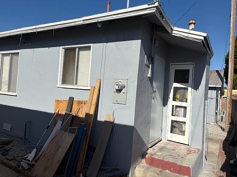 3946 Delta Ave — Photo 25