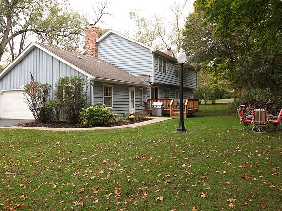 Rear view, cedar deck