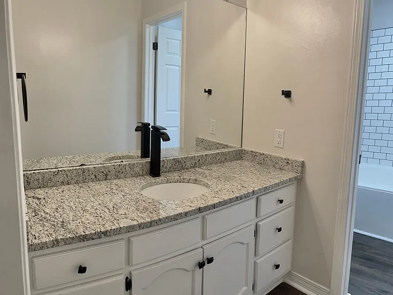 169 Bay View Dr — Photo 12