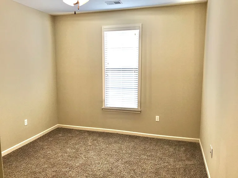 5413 Riverstone Dr — Photo 9