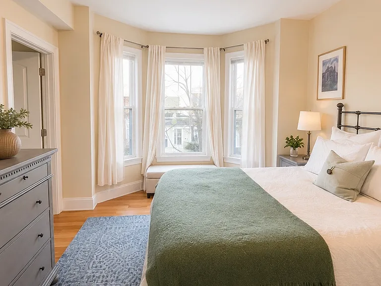 157 M St #2 — Photo 6
