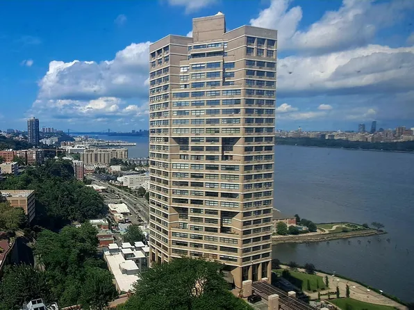 7000 Blvd East image 2 of 41