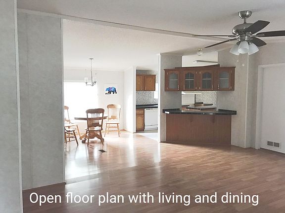 2nd image of 8462 Lantern Creek Ct