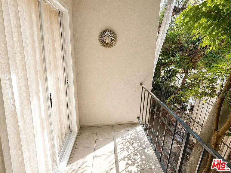 5870 Green Valley Cir #129 — Photo 10