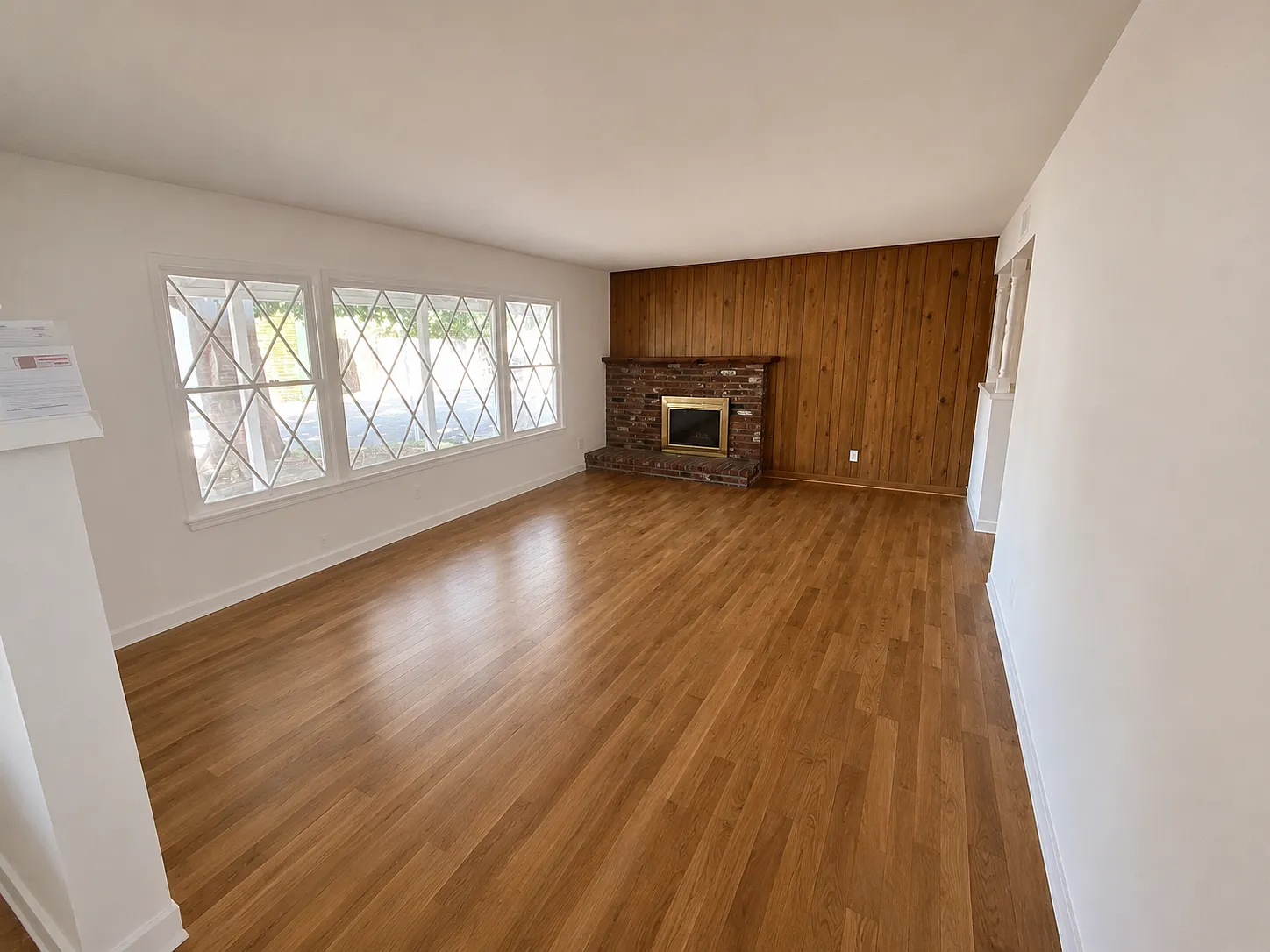 3 bed, 1517 sqft, $3,995 — Photo 2