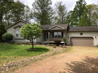 101 Woodland Ln, Du Bois, PA 15801