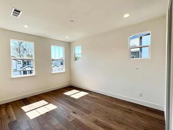 5th image of 1648 Winding Creek Way