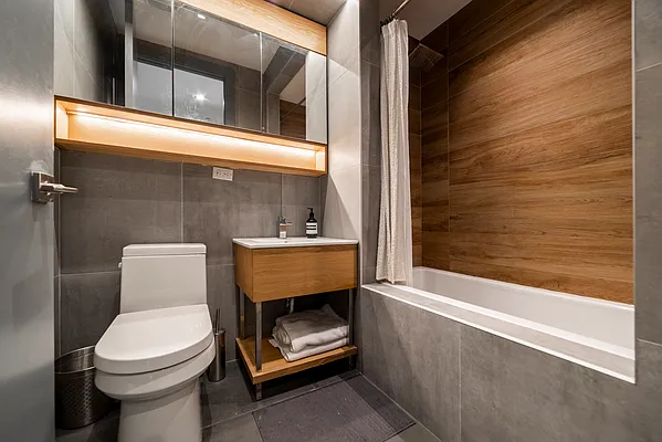 Rented by Goose Property Management LLC | media 9