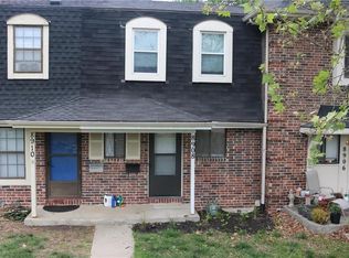 8908 Pflumm Rd, Lenexa, KS 66215