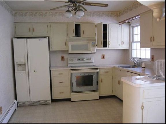 4th image of 23 Black Oak Dr