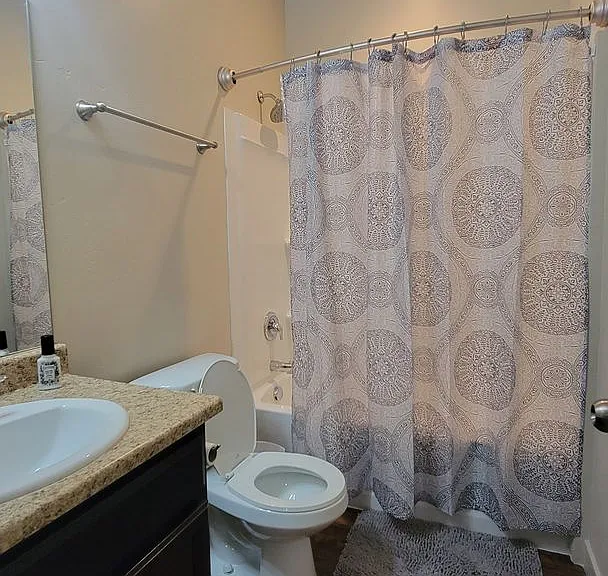 358 N 680 E — Photo 10