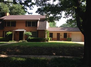 2025 Windsor Pl, Fort Worth, TX 76110