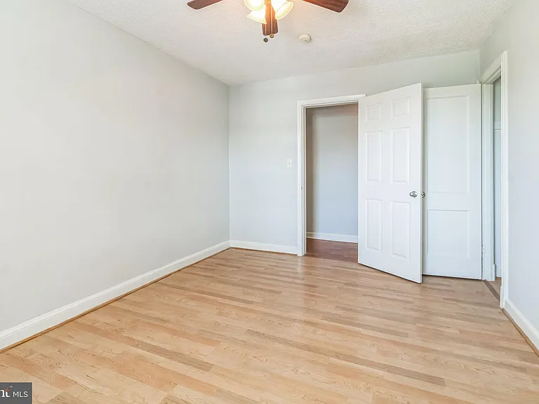 1608 W St SE — Photo 21