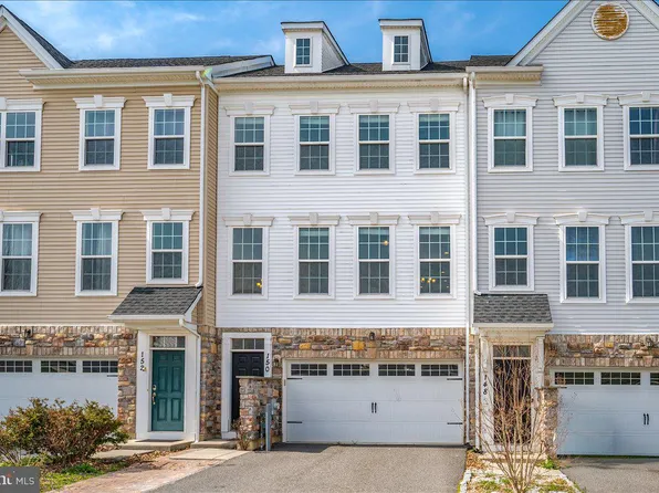 150 Jenny Dr, Bear, DE 19701