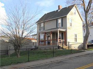 809 Maple St, Coraopolis, PA 15108