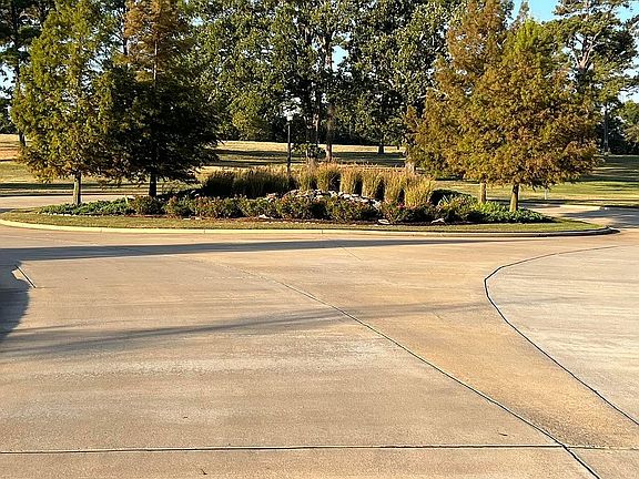 2nd image of 206 Sam Willen Dr