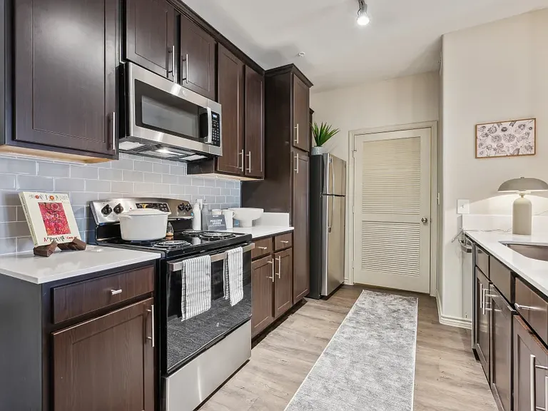 926 Cleveland St #3311 — Photo 8