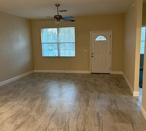 2nd image of 5815 Twisted Oaks Dr