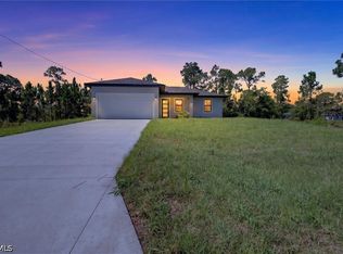 1130 Dutchess St E, Lehigh Acres, FL 33974