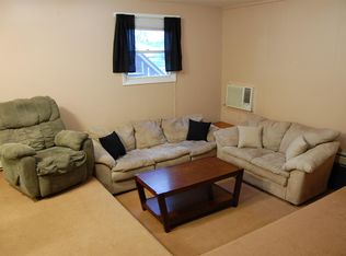 1907 10th St APT 2, Charleston, IL 61920