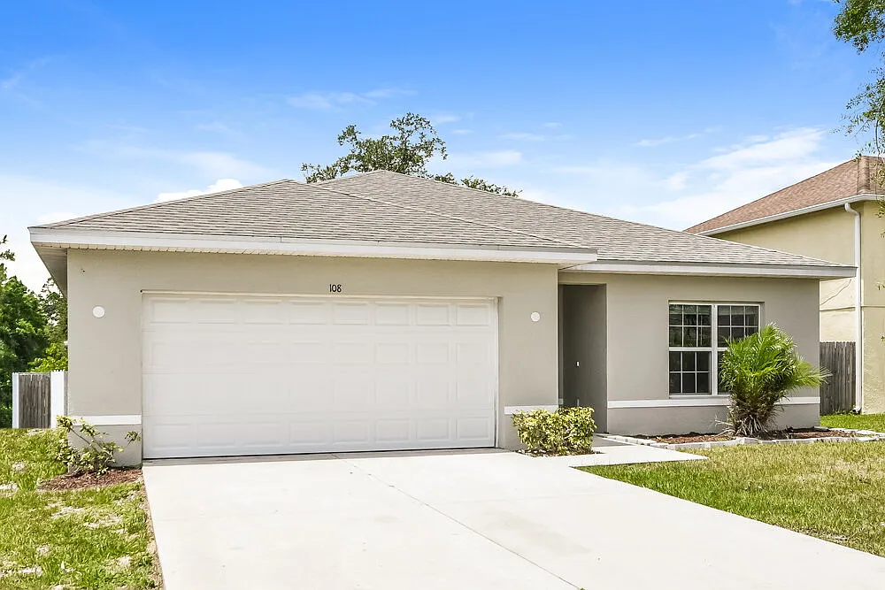 4 bed, 2.0 bath, 1661 sqft, $1,930 — Photo 3