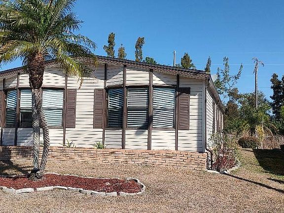2nd image of 19673 Charleston Cir #85