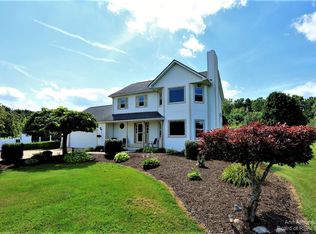 7660 Warner Rd, Saline, MI 48176