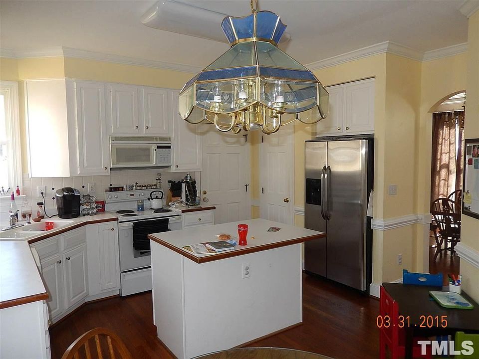 2nd image of 101 Gearrland Ln